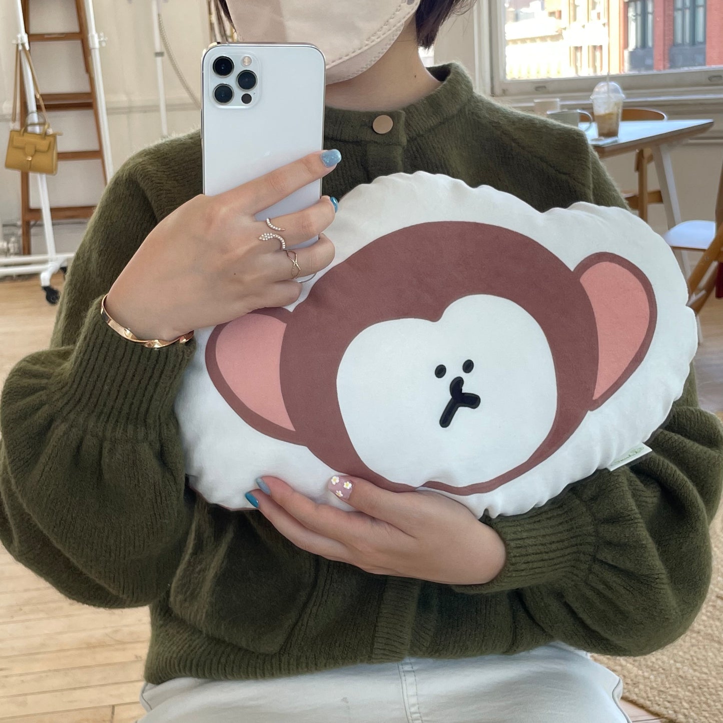 osaru cushion